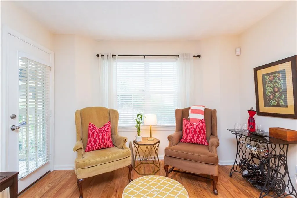 1002 Chastain Park Court Ne, Atlanta, Georgia 30342, 2 Bedrooms Bedrooms, ,2 BathroomsBathrooms,Residential,Sold,1002 Chastain Park Court Ne,6068794