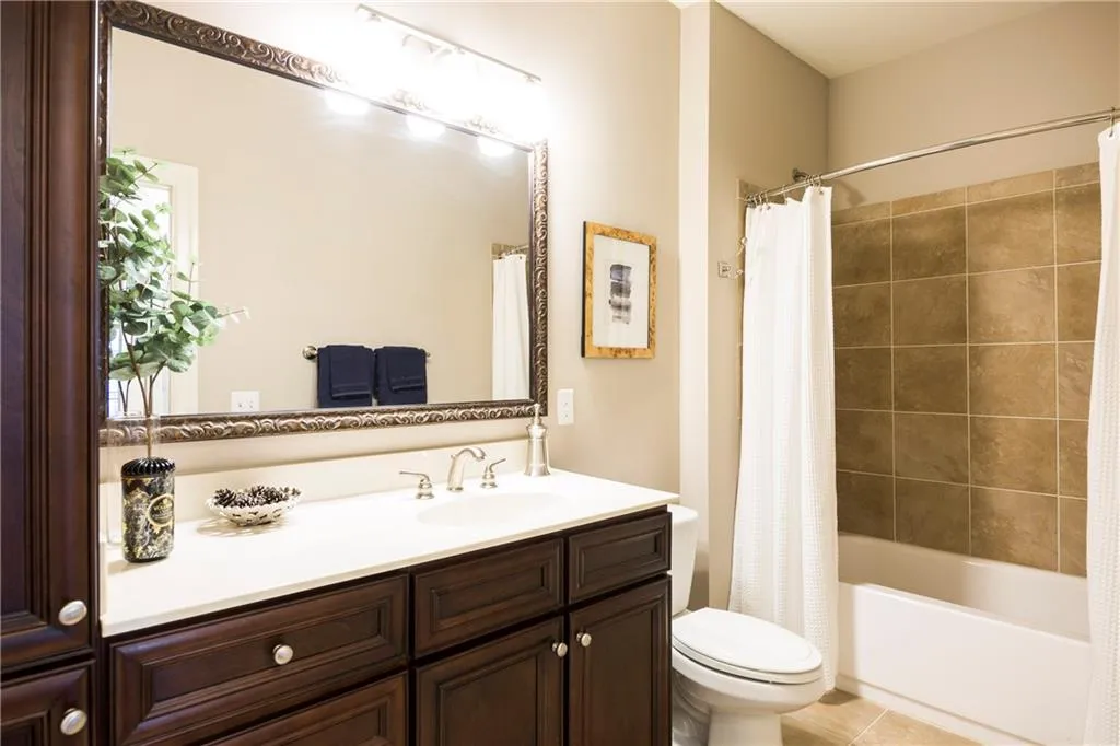 901 Abernathy Road Unit 4020, Atlanta, Georgia 30328, 2 Bedrooms Bedrooms, ,2 BathroomsBathrooms,Residential,Sold,901 Abernathy Road Unit 4020,6519120