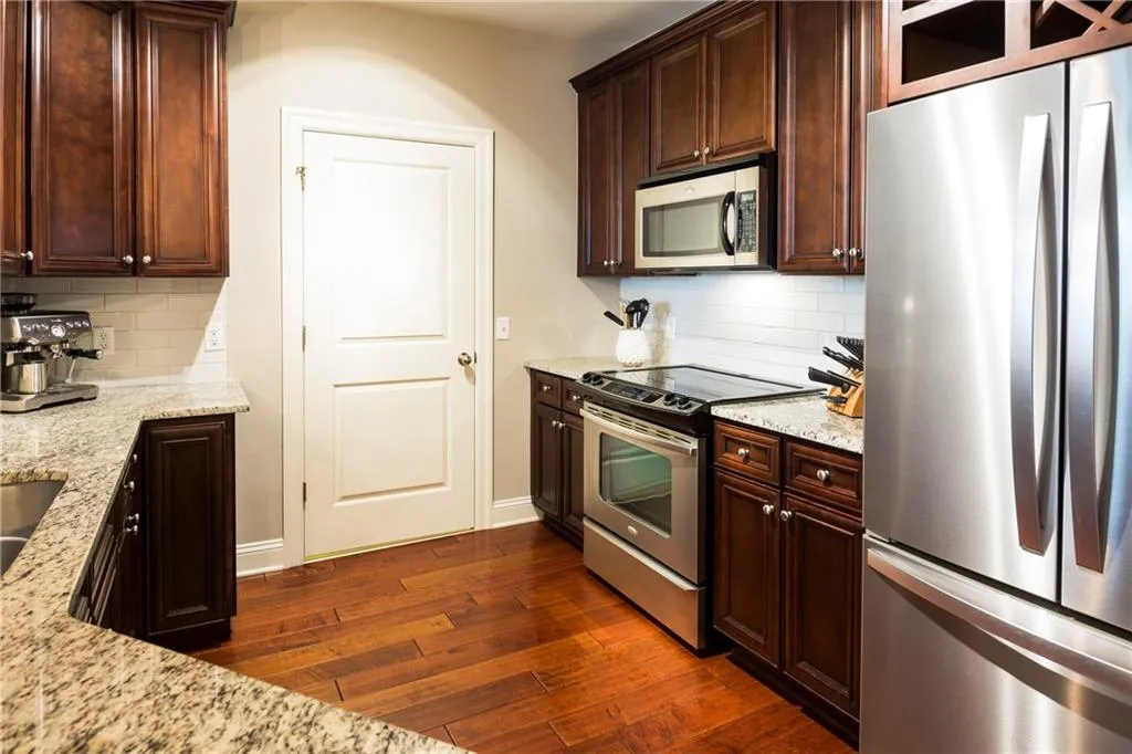 901 Abernathy Road Unit 4020, Atlanta, Georgia 30328, 2 Bedrooms Bedrooms, ,2 BathroomsBathrooms,Residential,Sold,901 Abernathy Road Unit 4020,6519120