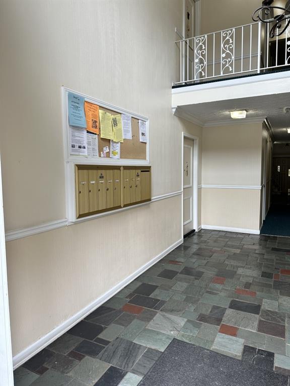 6851 Roswell Road Unit A-19, Sandy Springs, Georgia 30328, 2 Bedrooms Bedrooms, ,2 BathroomsBathrooms,Residential,Sold,6851 Roswell Road Unit A-19,7305013