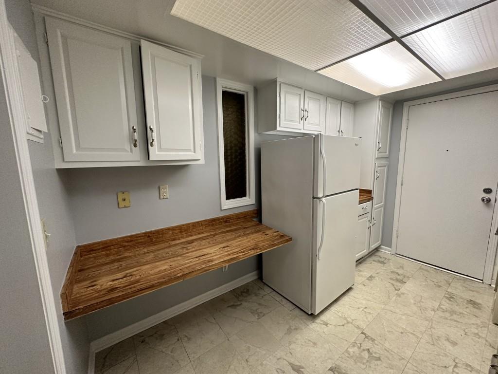 6851 Roswell Road Unit A-19, Sandy Springs, Georgia 30328, 2 Bedrooms Bedrooms, ,2 BathroomsBathrooms,Residential,Sold,6851 Roswell Road Unit A-19,7305013