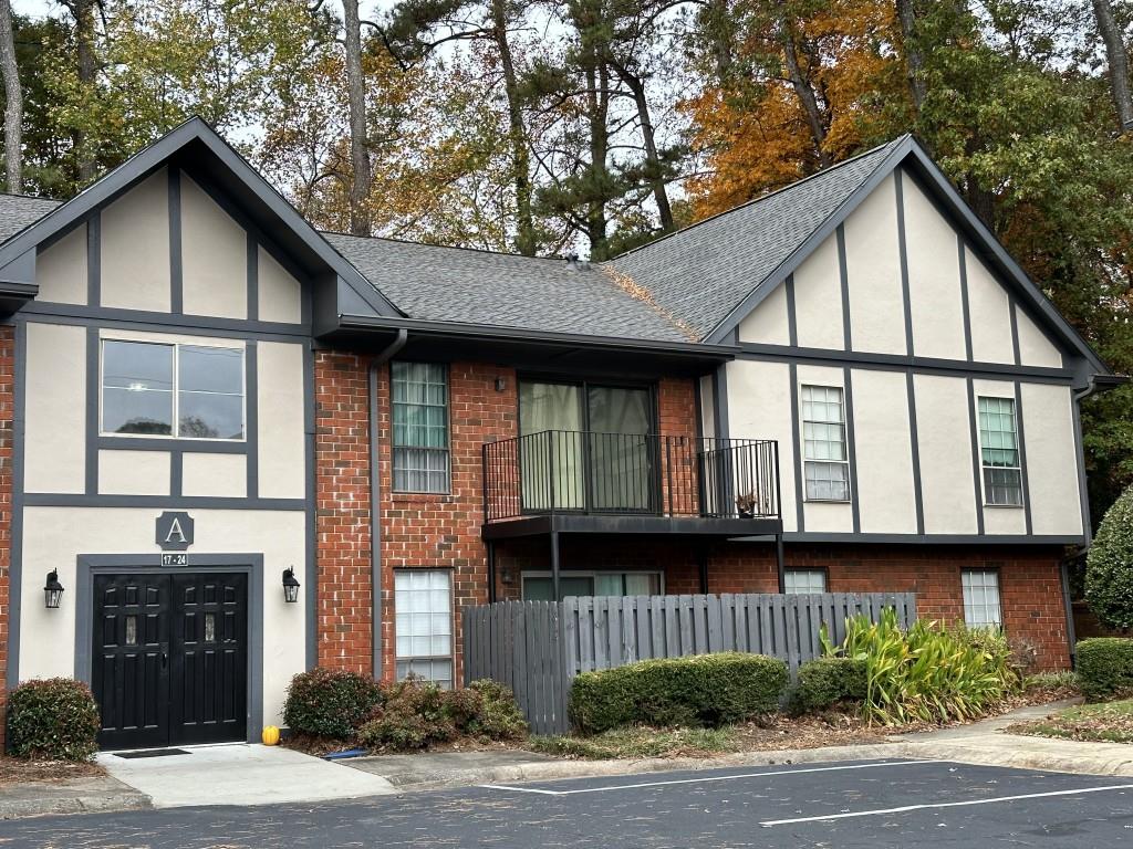 6851 Roswell Road Unit A-19, Sandy Springs, Georgia 30328, 2 Bedrooms Bedrooms, ,2 BathroomsBathrooms,Residential,Sold,6851 Roswell Road Unit A-19,7305013