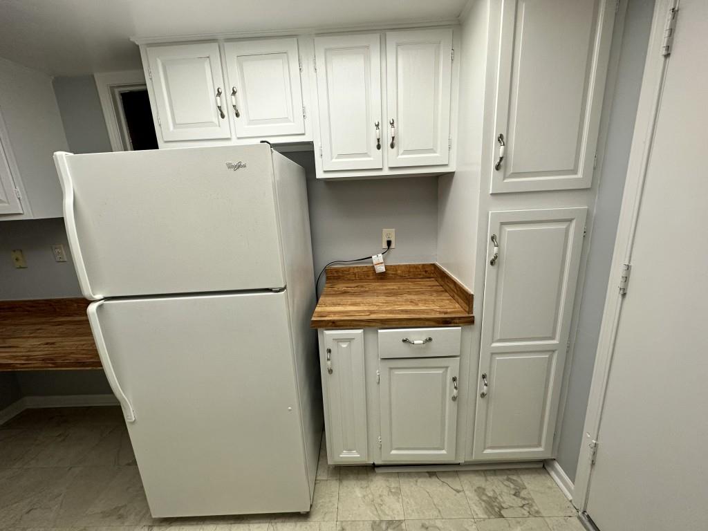 6851 Roswell Road Unit A-19, Sandy Springs, Georgia 30328, 2 Bedrooms Bedrooms, ,2 BathroomsBathrooms,Residential,Sold,6851 Roswell Road Unit A-19,7305013