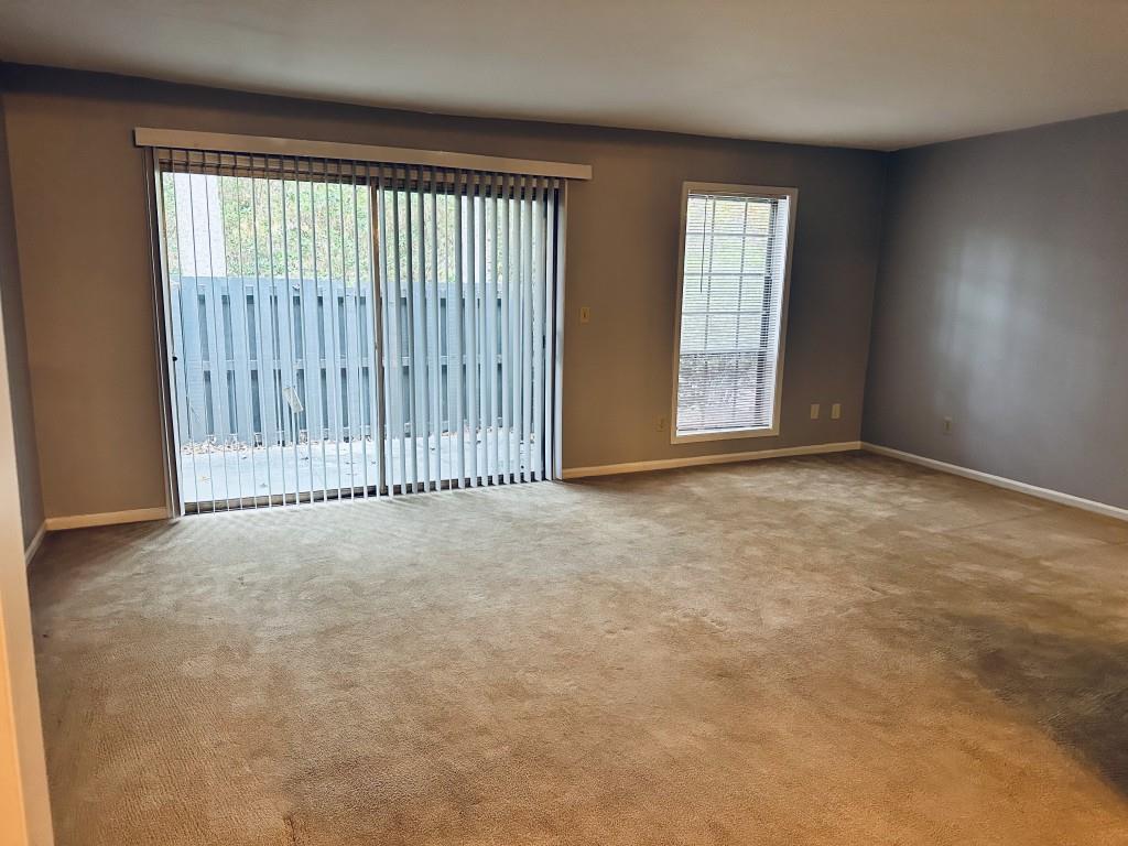 6851 Roswell Road Unit A-19, Sandy Springs, Georgia 30328, 2 Bedrooms Bedrooms, ,2 BathroomsBathrooms,Residential,Sold,6851 Roswell Road Unit A-19,7305013