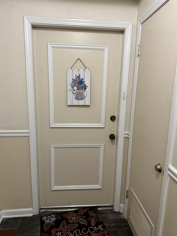 6851 Roswell Road Unit A-19, Sandy Springs, Georgia 30328, 2 Bedrooms Bedrooms, ,2 BathroomsBathrooms,Residential,Sold,6851 Roswell Road Unit A-19,7305013