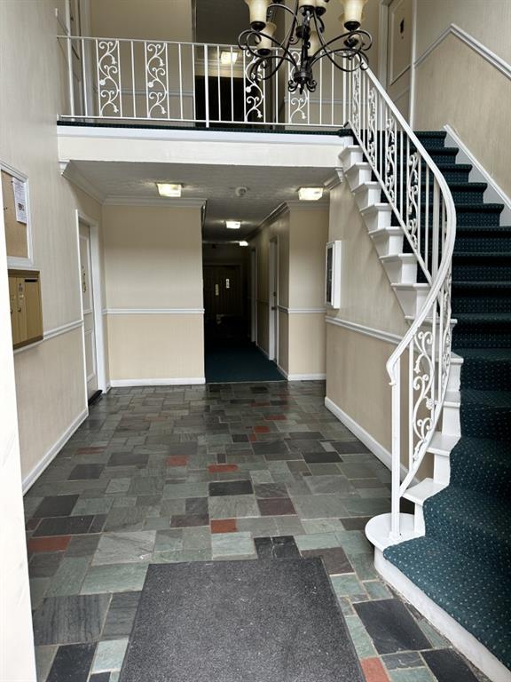 6851 Roswell Road Unit A-19, Sandy Springs, Georgia 30328, 2 Bedrooms Bedrooms, ,2 BathroomsBathrooms,Residential,Sold,6851 Roswell Road Unit A-19,7305013