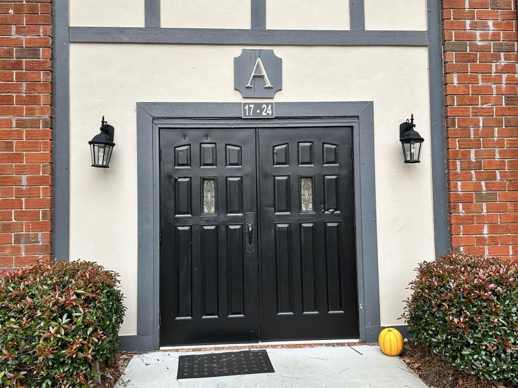 6851 Roswell Road Unit A-19, Sandy Springs, Georgia 30328, 2 Bedrooms Bedrooms, ,2 BathroomsBathrooms,Residential,Sold,6851 Roswell Road Unit A-19,7305013