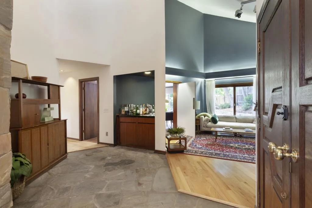 185 River North Court, Atlanta, Georgia 30328, 5 Bedrooms Bedrooms, ,5 BathroomsBathrooms,Residential,Sold,185 River North Court,6922504