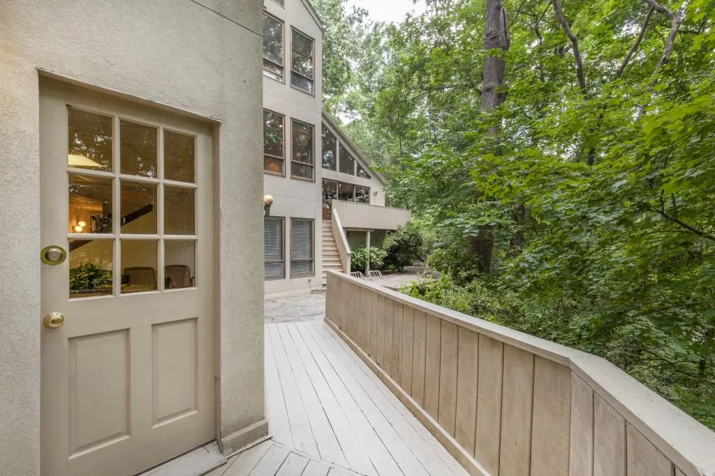 185 River North Court, Atlanta, Georgia 30328, 5 Bedrooms Bedrooms, ,5 BathroomsBathrooms,Residential,Sold,185 River North Court,6922504