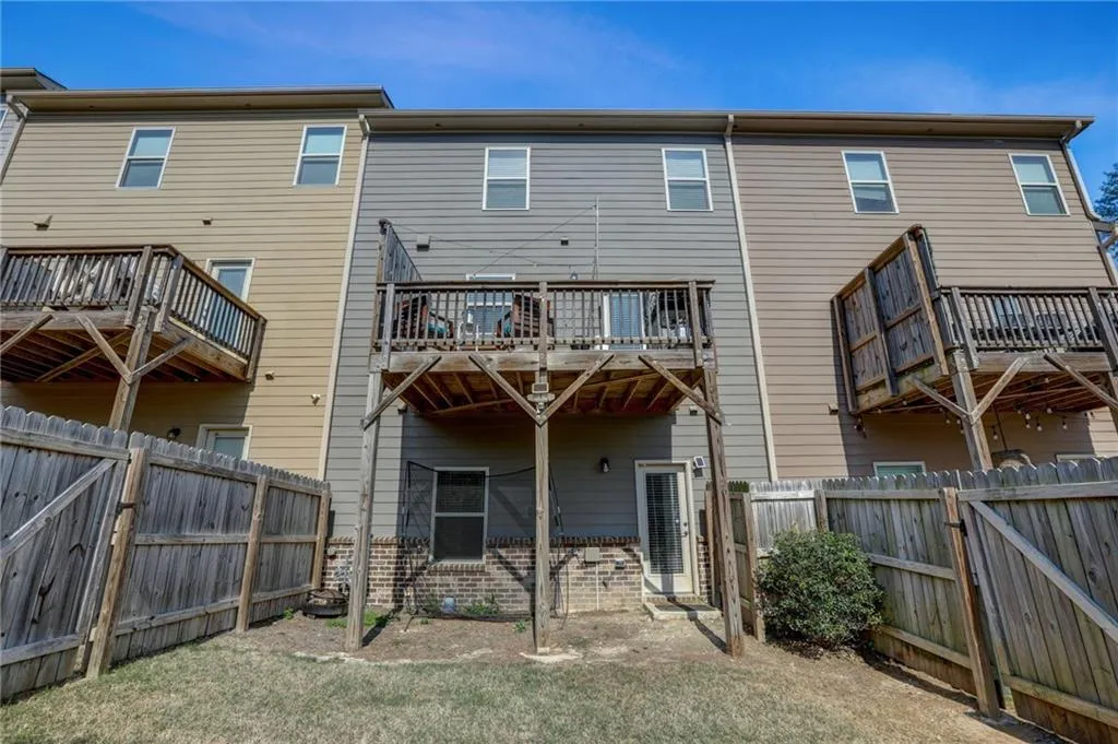 5130 Akbar Chase, Atlanta, Georgia 30339, 3 Bedrooms Bedrooms, ,3 BathroomsBathrooms,Residential,For Sale,5130 Akbar Chase,7624843