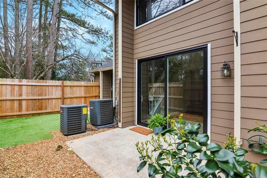 94 Goldrush Circle, Atlanta, Georgia 30328, 3 Bedrooms Bedrooms, ,3 BathroomsBathrooms,Residential,Sold,94 Goldrush Circle,7016083