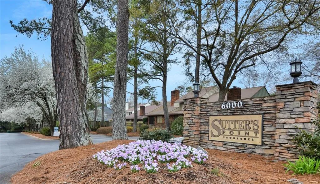 94 Goldrush Circle, Atlanta, Georgia 30328, 3 Bedrooms Bedrooms, ,3 BathroomsBathrooms,Residential,Sold,94 Goldrush Circle,7016083