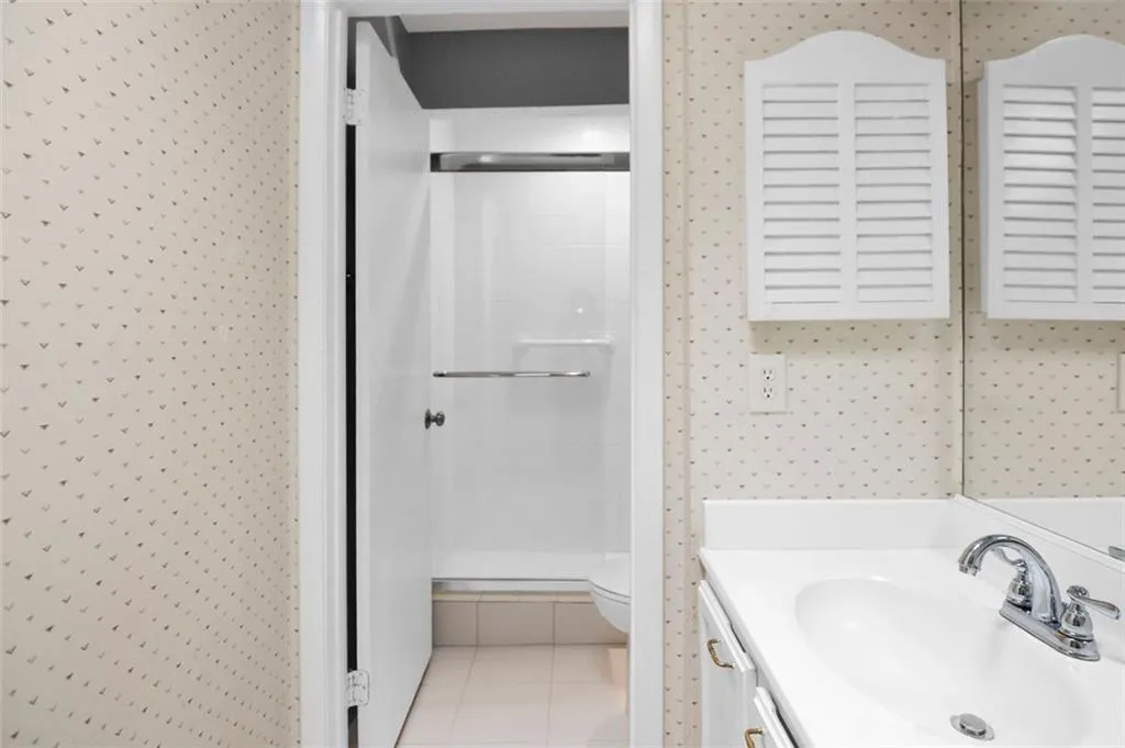 94 Goldrush Circle, Atlanta, Georgia 30328, 3 Bedrooms Bedrooms, ,3 BathroomsBathrooms,Residential,Sold,94 Goldrush Circle,7016083