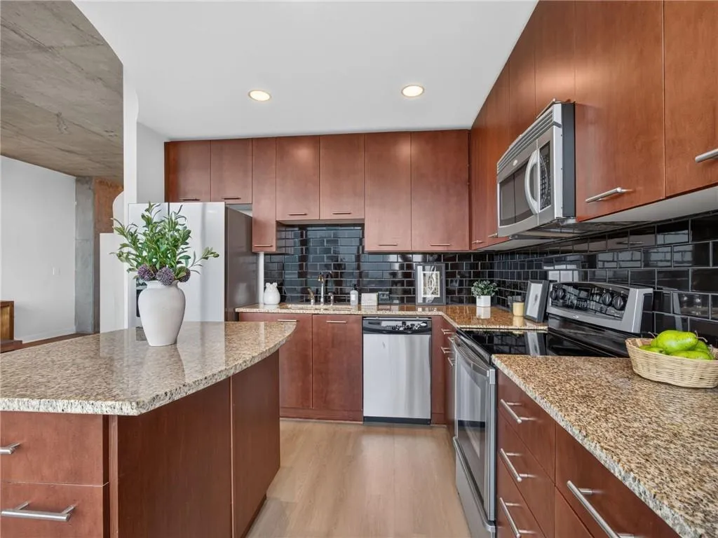 3300 Windy Ridge Parkway Se Unit 1207, Atlanta, Georgia 30339, 1 Bedroom Bedrooms, 0 ,1 BathroomBathrooms,Residential,For Sale,3300 Windy Ridge Parkway Se Unit 1207,7848975