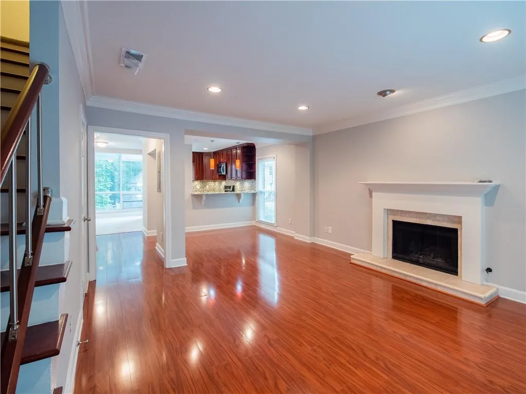 7500 Roswell Road Unit 7, Sandy Springs, Georgia 30350, 2 Bedrooms Bedrooms, ,2 BathroomsBathrooms,Residential,Sold,7500 Roswell Road Unit 7,6609384