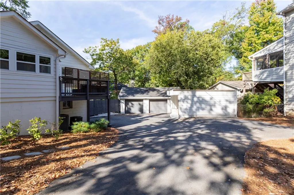 1823 Defoor Avenue Nw, Atlanta, Georgia 30318, 4 Bedrooms Bedrooms, ,3 BathroomsBathrooms,Residential,For Sale,1823 Defoor Avenue Nw,7674582