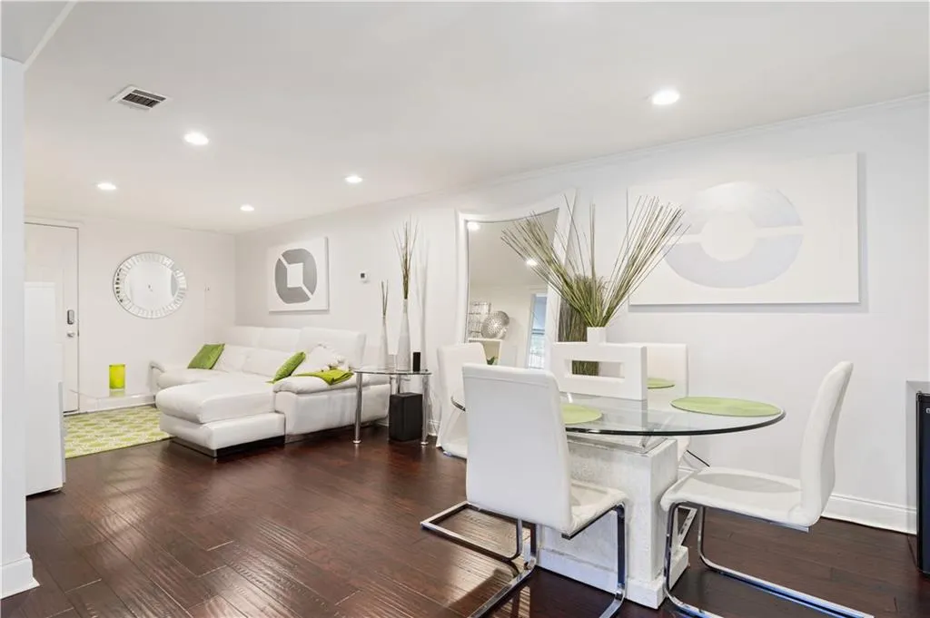 1823 Defoor Avenue Nw, Atlanta, Georgia 30318, 4 Bedrooms Bedrooms, ,3 BathroomsBathrooms,Residential,For Sale,1823 Defoor Avenue Nw,7674582