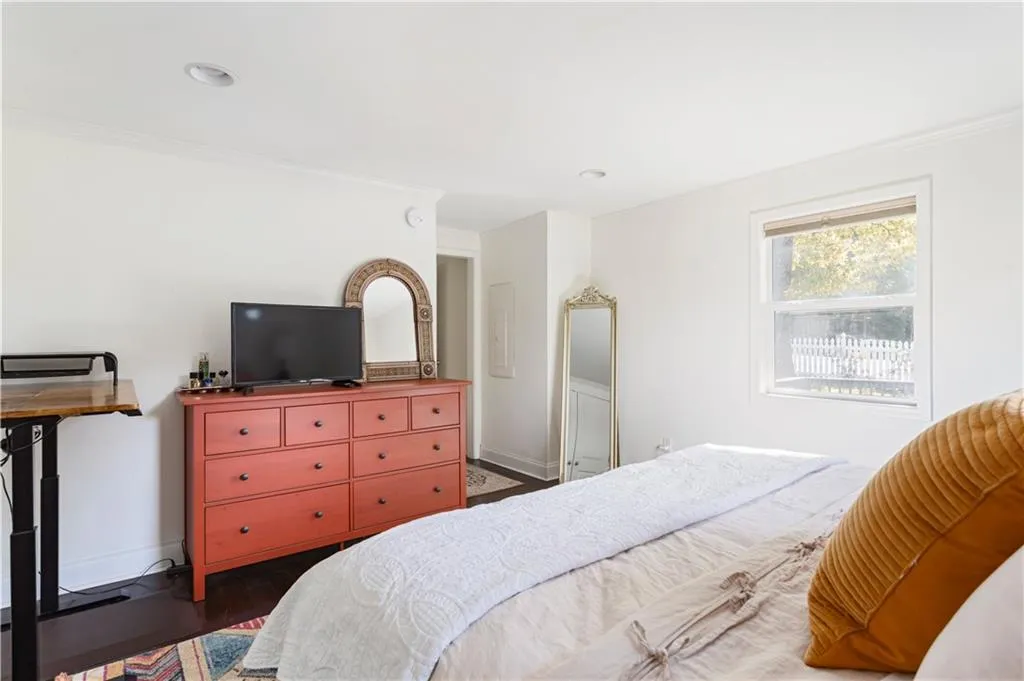 1823 Defoor Avenue Nw, Atlanta, Georgia 30318, 4 Bedrooms Bedrooms, ,3 BathroomsBathrooms,Residential,For Sale,1823 Defoor Avenue Nw,7674582