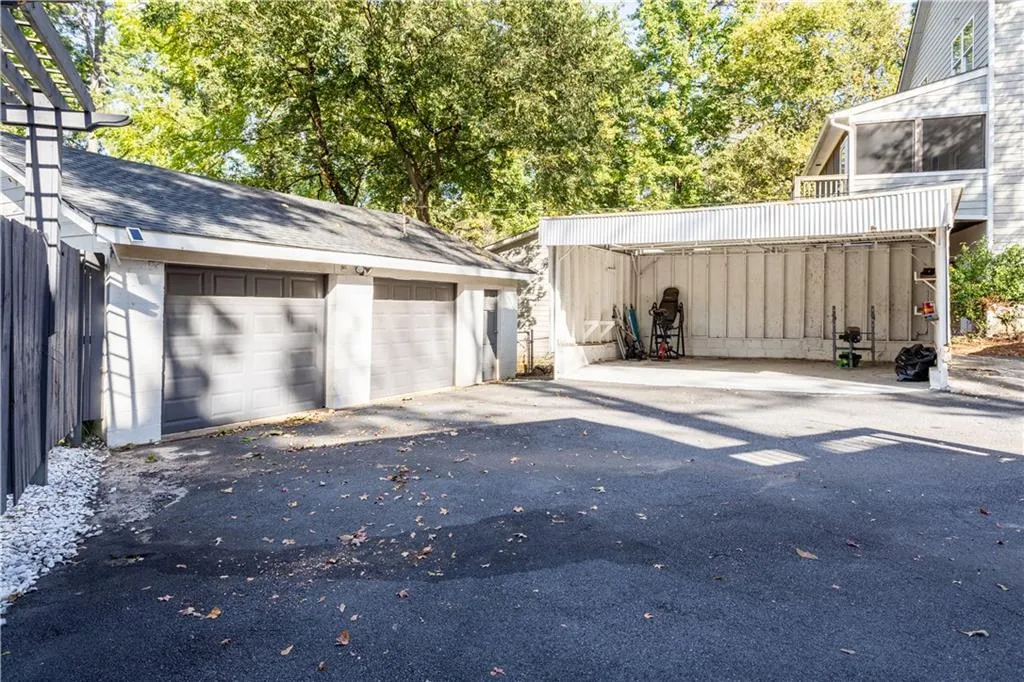 1823 Defoor Avenue Nw, Atlanta, Georgia 30318, 4 Bedrooms Bedrooms, ,3 BathroomsBathrooms,Residential,For Sale,1823 Defoor Avenue Nw,7674582