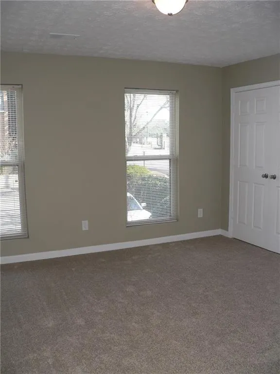 225 Winding River Drive Unit H, Sandy Springs, Georgia 30350, 2 Bedrooms Bedrooms, ,2 BathroomsBathrooms,Residential,Sold,225 Winding River Drive Unit H,5642845