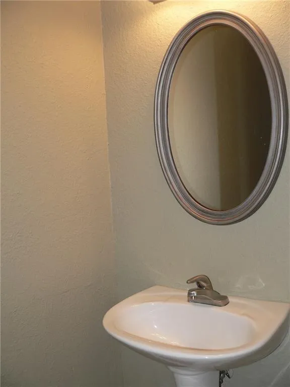 225 Winding River Drive Unit H, Sandy Springs, Georgia 30350, 2 Bedrooms Bedrooms, ,2 BathroomsBathrooms,Residential,Sold,225 Winding River Drive Unit H,5642845