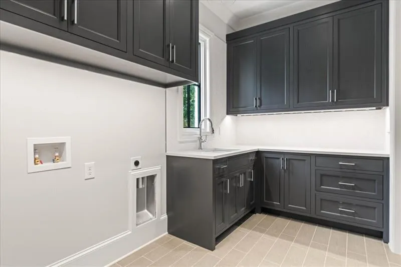42 Blackland Road Nw, Atlanta, Georgia 30342, 5 Bedrooms Bedrooms, ,5 BathroomsBathrooms,Residential,For Sale,42 Blackland Road Nw,7520968