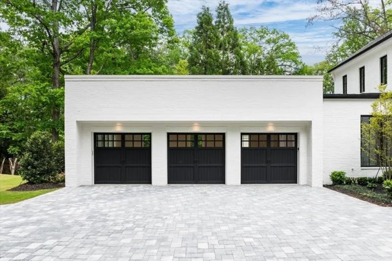 42 Blackland Road Nw, Atlanta, Georgia 30342, 5 Bedrooms Bedrooms, ,5 BathroomsBathrooms,Residential,For Sale,42 Blackland Road Nw,7520968