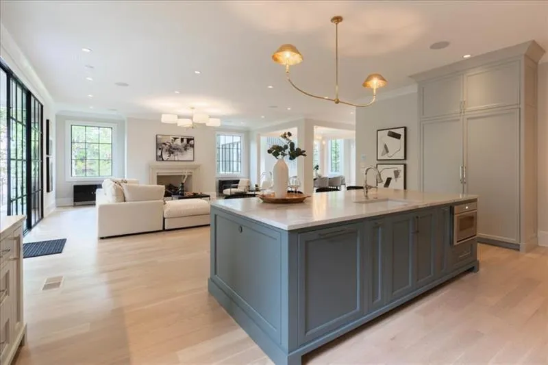 42 Blackland Road Nw, Atlanta, Georgia 30342, 5 Bedrooms Bedrooms, ,5 BathroomsBathrooms,Residential,For Sale,42 Blackland Road Nw,7520968