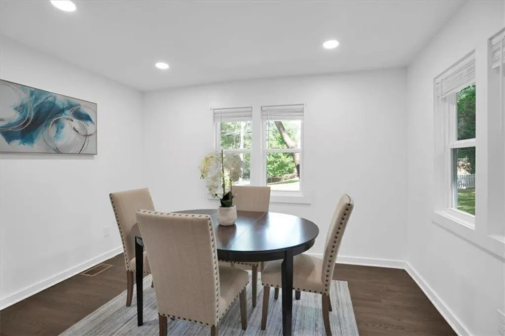 2138 Drew Valley Rd Ne, Brookhaven, Georgia 30319, 4 Bedrooms Bedrooms, ,2 BathroomsBathrooms,Residential,For Sale,2138 Drew Valley Rd Ne,7613605