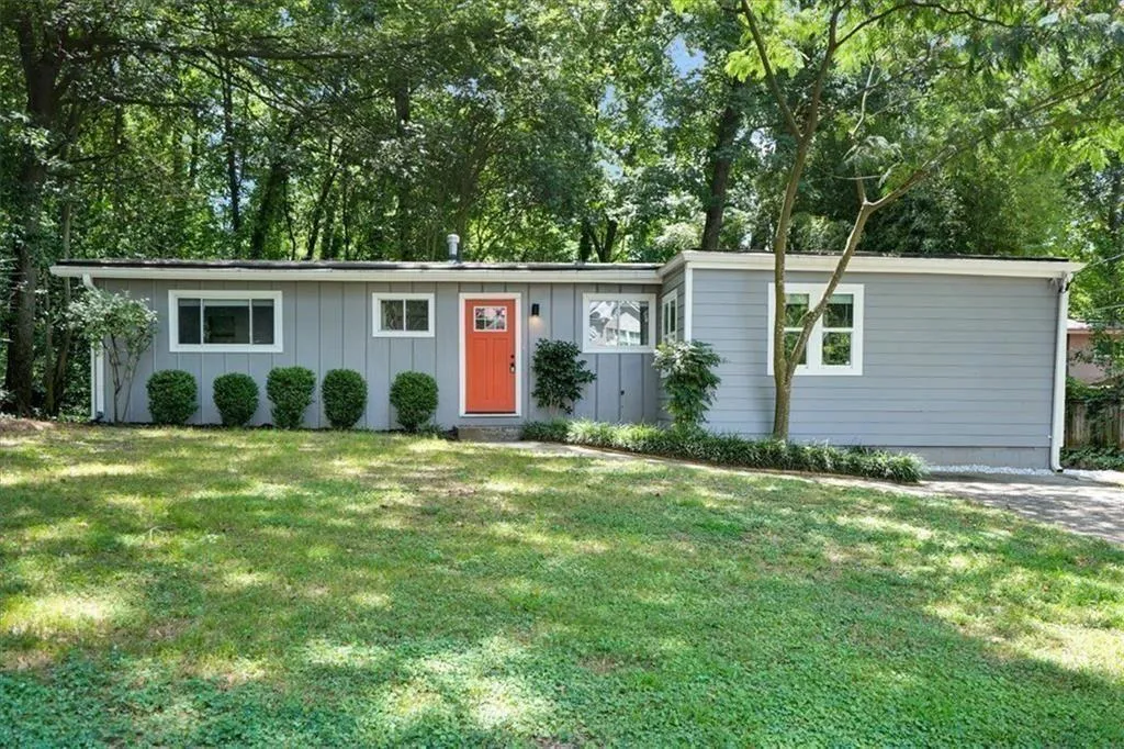 2138 Drew Valley Rd Ne, Brookhaven, Georgia 30319, 4 Bedrooms Bedrooms, ,2 BathroomsBathrooms,Residential,For Sale,2138 Drew Valley Rd Ne,7613605