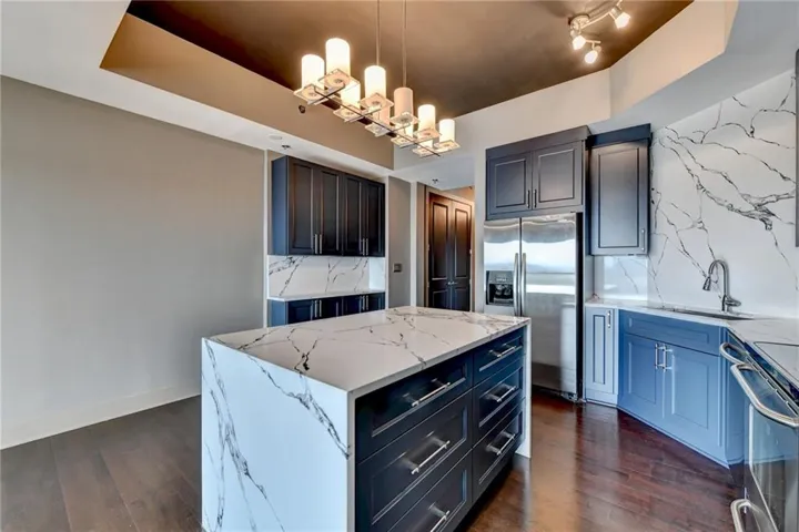 1170