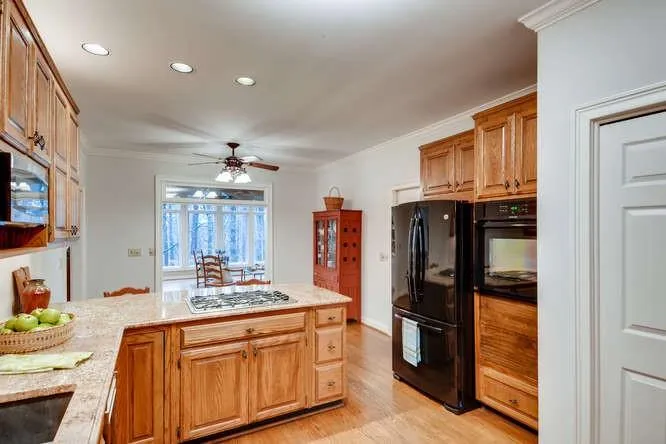 7155 Roswell Road Unit 24, Sandy Springs, Georgia 30328, 3 Bedrooms Bedrooms, ,2 BathroomsBathrooms,Residential,Sold,7155 Roswell Road Unit 24,6678006