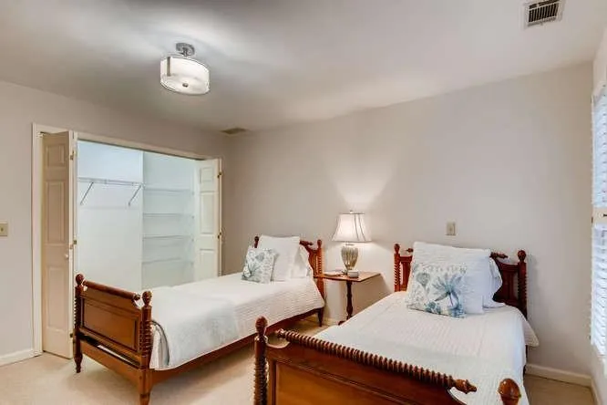 7155 Roswell Road Unit 24, Sandy Springs, Georgia 30328, 3 Bedrooms Bedrooms, ,2 BathroomsBathrooms,Residential,Sold,7155 Roswell Road Unit 24,6678006