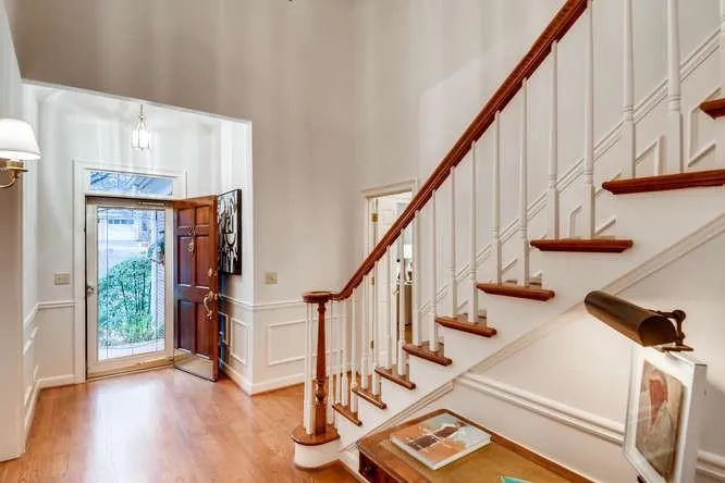 7155 Roswell Road Unit 24, Sandy Springs, Georgia 30328, 3 Bedrooms Bedrooms, ,2 BathroomsBathrooms,Residential,Sold,7155 Roswell Road Unit 24,6678006