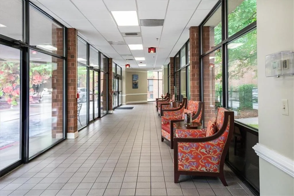300 Johnson Ferry Road Ne Unit B810, Atlanta, Georgia 30328, 2 Bedrooms Bedrooms, ,2 BathroomsBathrooms,Residential,For Sale,300 Johnson Ferry Road Ne Unit B810,7651053