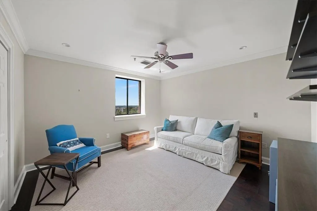 This BD is to the right as you enter the front door and was used as a relaxation space and office.