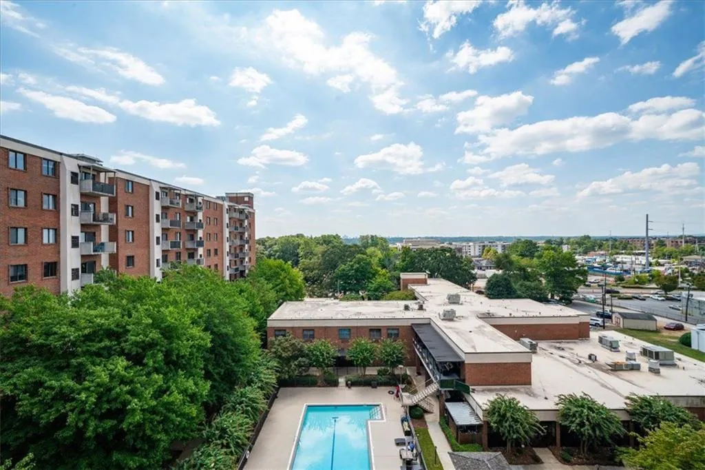 300 Johnson Ferry Road Ne Unit B810, Atlanta, Georgia 30328, 2 Bedrooms Bedrooms, ,2 BathroomsBathrooms,Residential,For Sale,300 Johnson Ferry Road Ne Unit B810,7651053