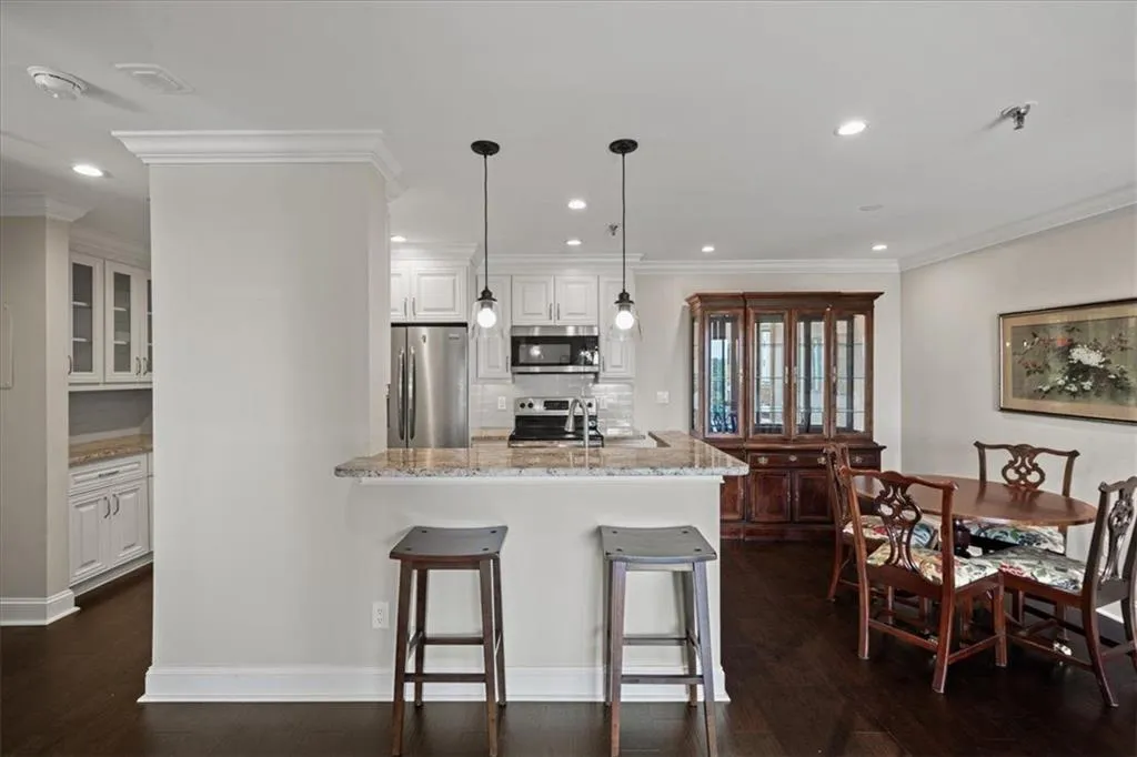 Spacious and open floor plan is a great setup!