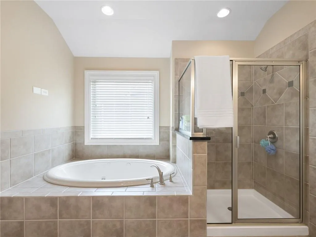 7860 Glisten Avenue, Sandy Springs, Georgia 30328, 3 Bedrooms Bedrooms, ,2 BathroomsBathrooms,Residential,Sold,7860 Glisten Avenue,7228740