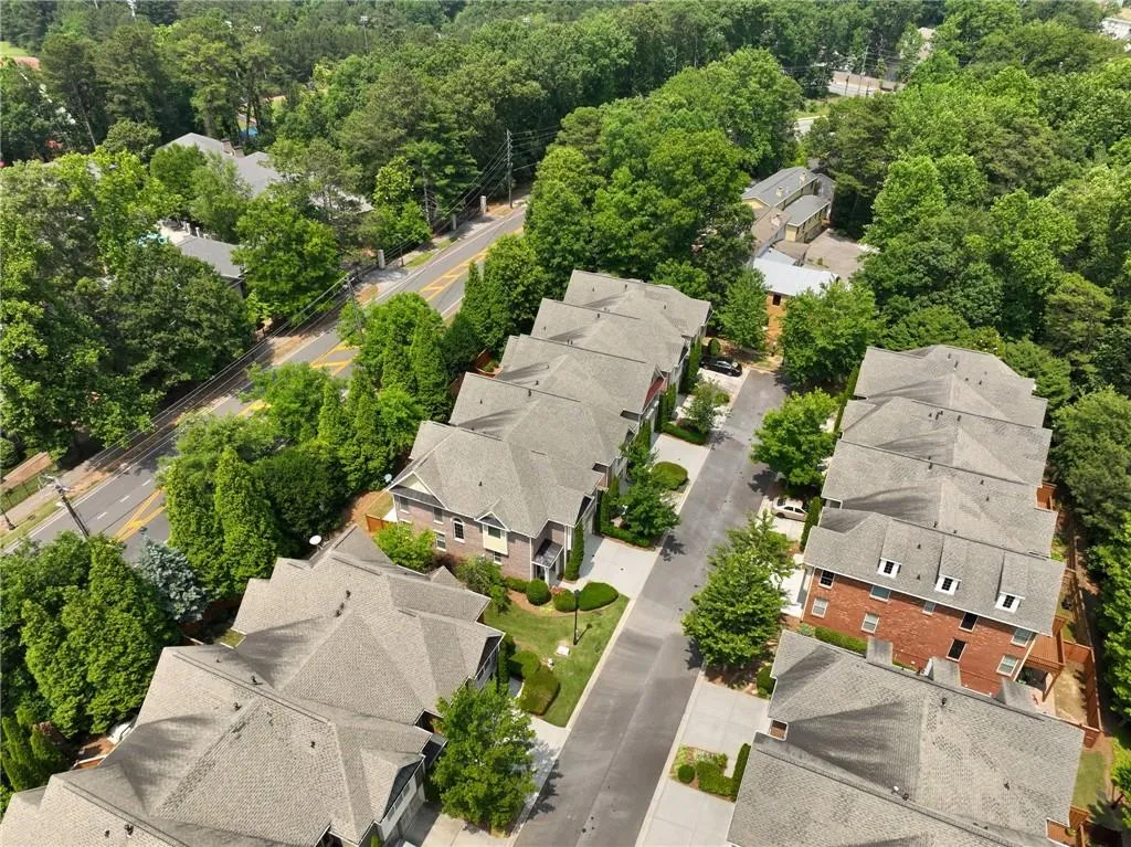 7860 Glisten Avenue, Sandy Springs, Georgia 30328, 3 Bedrooms Bedrooms, ,2 BathroomsBathrooms,Residential,Sold,7860 Glisten Avenue,7228740