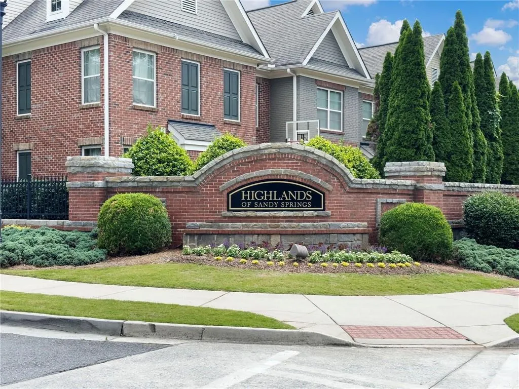 7860 Glisten Avenue, Sandy Springs, Georgia 30328, 3 Bedrooms Bedrooms, ,2 BathroomsBathrooms,Residential,Sold,7860 Glisten Avenue,7228740