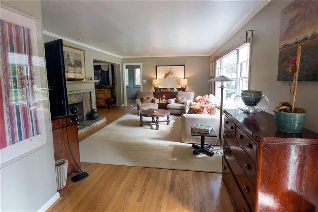 3177 Towerview Drive Ne, Atlanta, Georgia 30324, 3 Bedrooms Bedrooms, ,2 BathroomsBathrooms,Residential,Sold,3177 Towerview Drive Ne,5899336