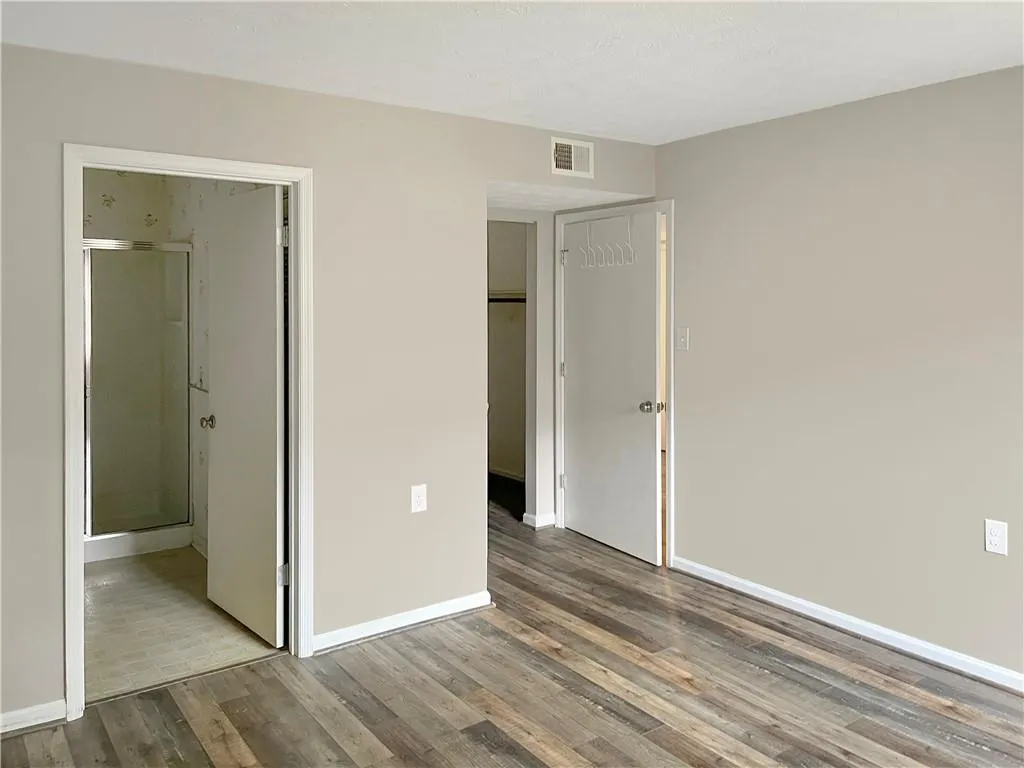 475 Mount Vernon Highway Ne Unit B112, Sandy Springs, Georgia 30328, 1 Bedroom Bedrooms, ,1 BathroomBathrooms,Residential,Sold,475 Mount Vernon Highway Ne Unit B112,7102907
