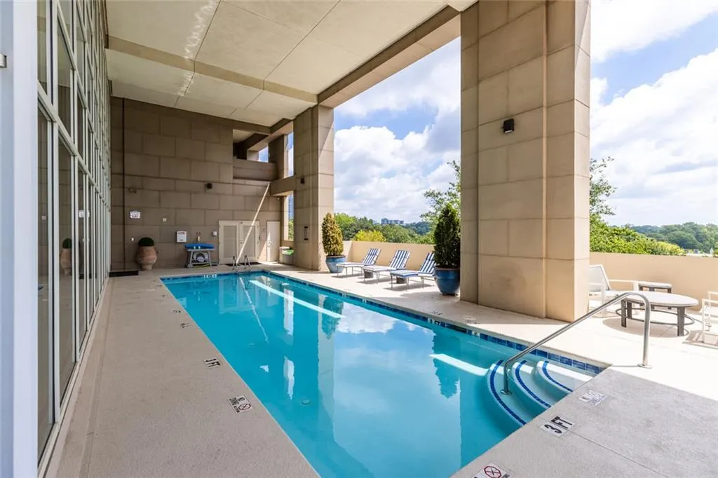 2881 Peachtree Road Ne Unit 2103, Atlanta, Georgia 30305, 2 Bedrooms Bedrooms, 0 ,2 BathroomsBathrooms,Residential,For Sale,2881 Peachtree Road Ne Unit 2103,7829797