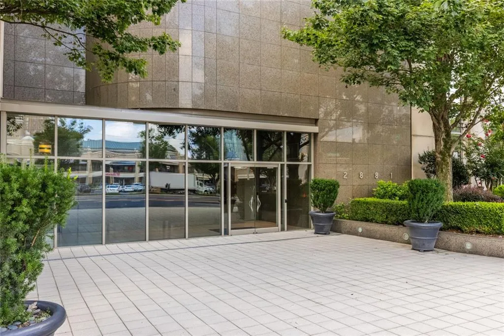2881 Peachtree Road Ne Unit 2103, Atlanta, Georgia 30305, 2 Bedrooms Bedrooms, 0 ,2 BathroomsBathrooms,Residential,For Sale,2881 Peachtree Road Ne Unit 2103,7829797