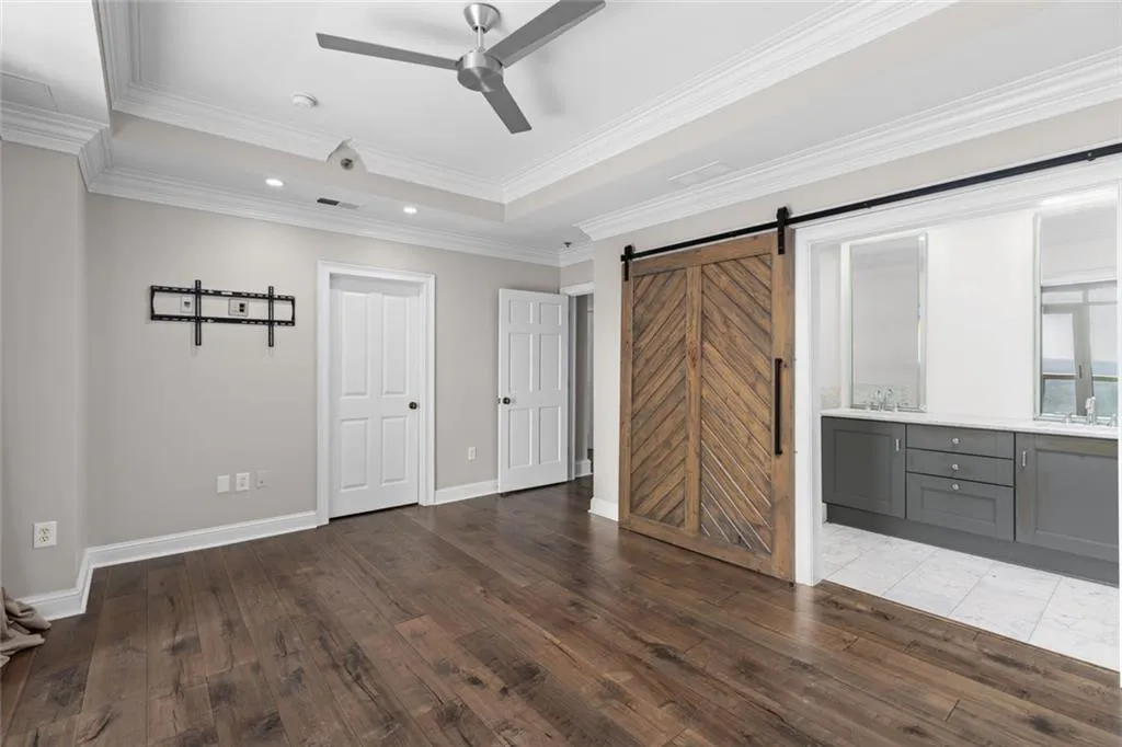 2881 Peachtree Road Ne Unit 2103, Atlanta, Georgia 30305, 2 Bedrooms Bedrooms, 0 ,2 BathroomsBathrooms,Residential,For Sale,2881 Peachtree Road Ne Unit 2103,7829797