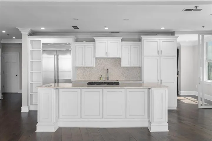 2881 Peachtree Road Ne Unit 2103, Atlanta, Georgia 30305
