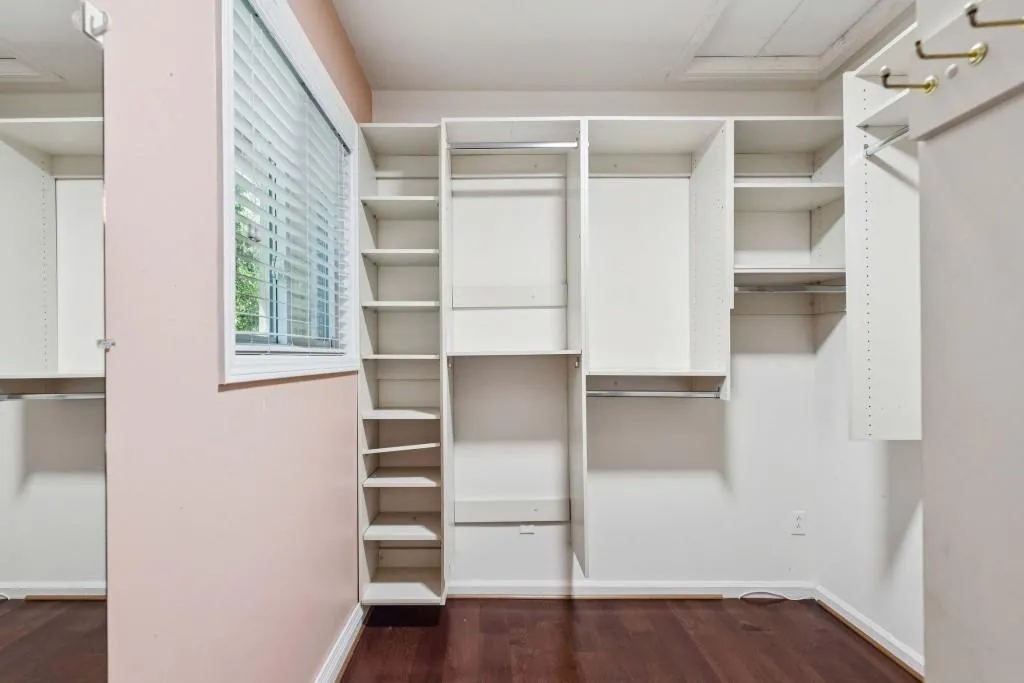 Custom closet Custom closet