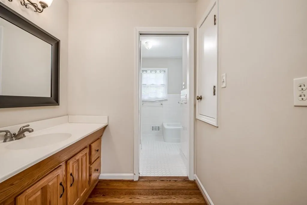 1728 Northridge Road, Sandy Springs, Georgia 30350, 3 Bedrooms Bedrooms, ,2 BathroomsBathrooms,Residential,Sold,1728 Northridge Road,7020510