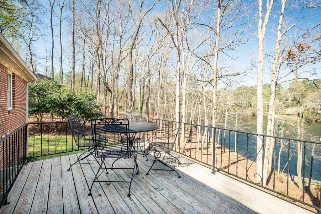 1728 Northridge Road, Sandy Springs, Georgia 30350, 3 Bedrooms Bedrooms, ,2 BathroomsBathrooms,Residential,Sold,1728 Northridge Road,7020510